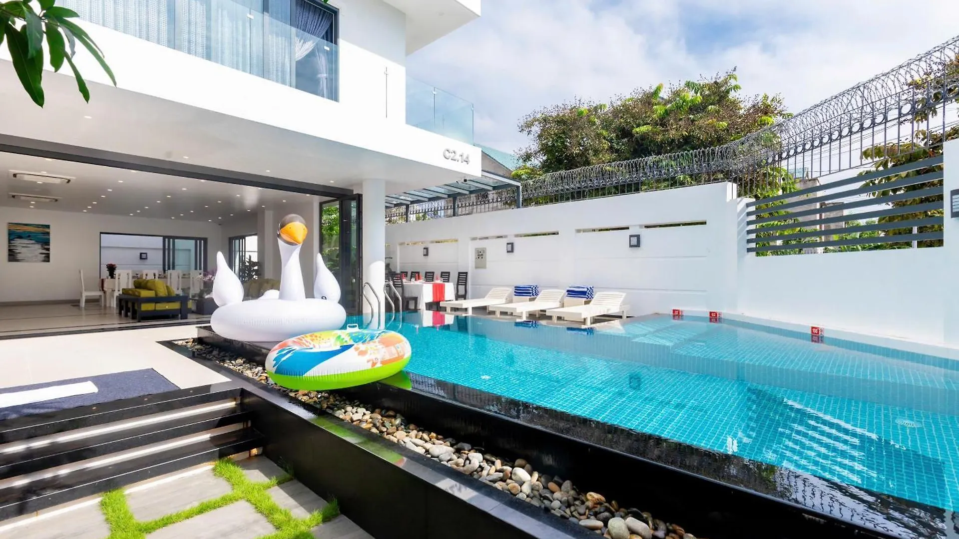 Ocean 7 Bedroom Villa In Great Location - Free Karaoke Room 头顿 越南